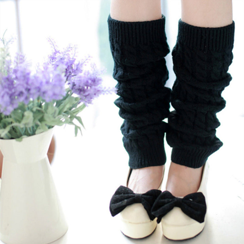 Cozy Knitted Leg Warmers – Soft Autumn & Winter Layers